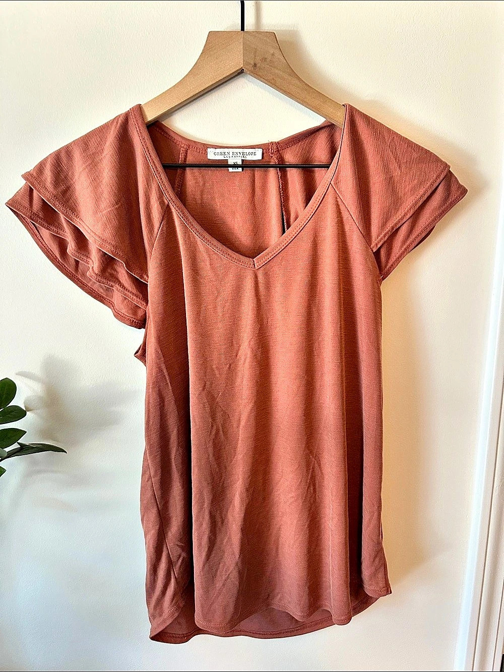 Green Envelope Flutter Sleeve V-Neck Tope